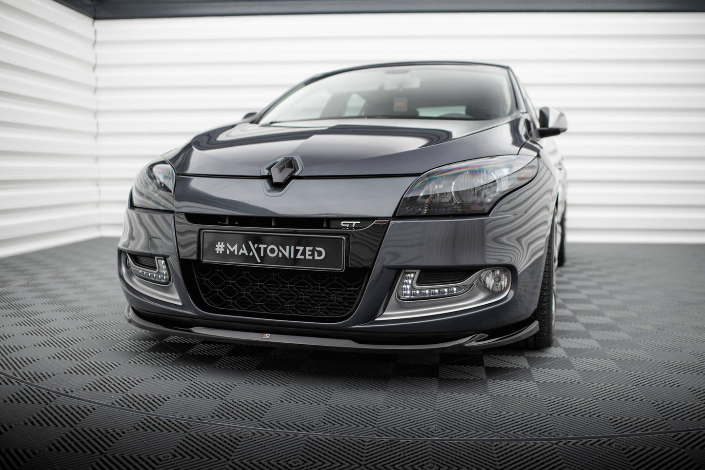 Front Splits v.2 Renault Megane GT MK3 Facelift