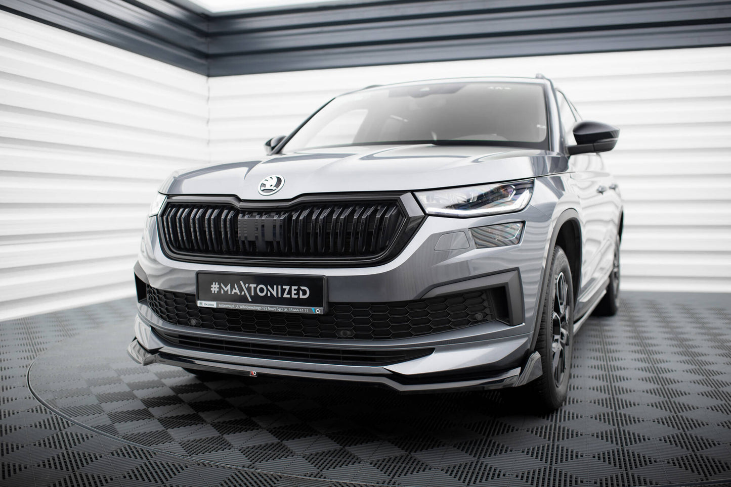 Front Shariter v.2 Skoda Kodiaq Sportline MK1 FaceLift