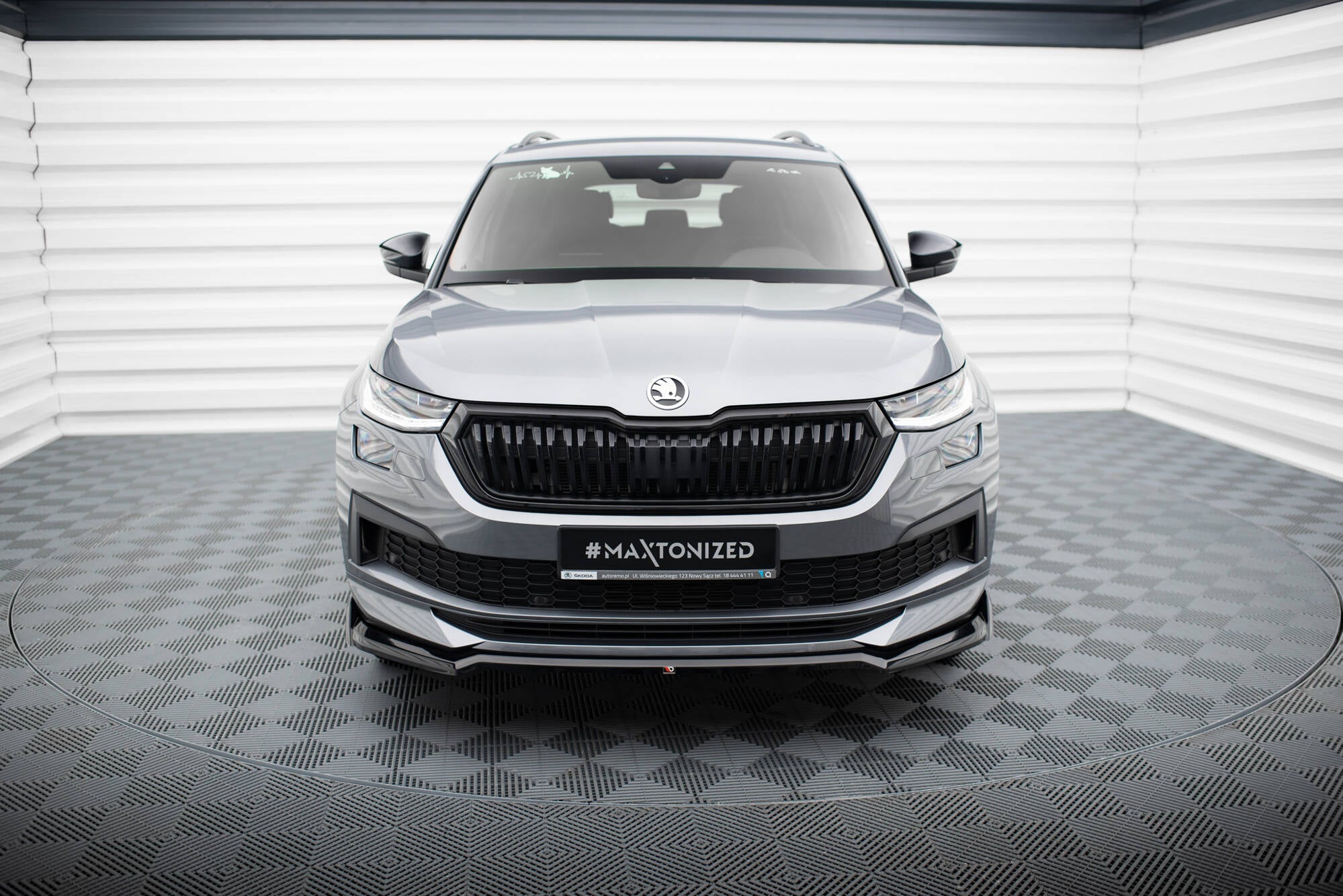 Front Shariter v.2 Skoda Kodiaq Sportline MK1 FaceLift