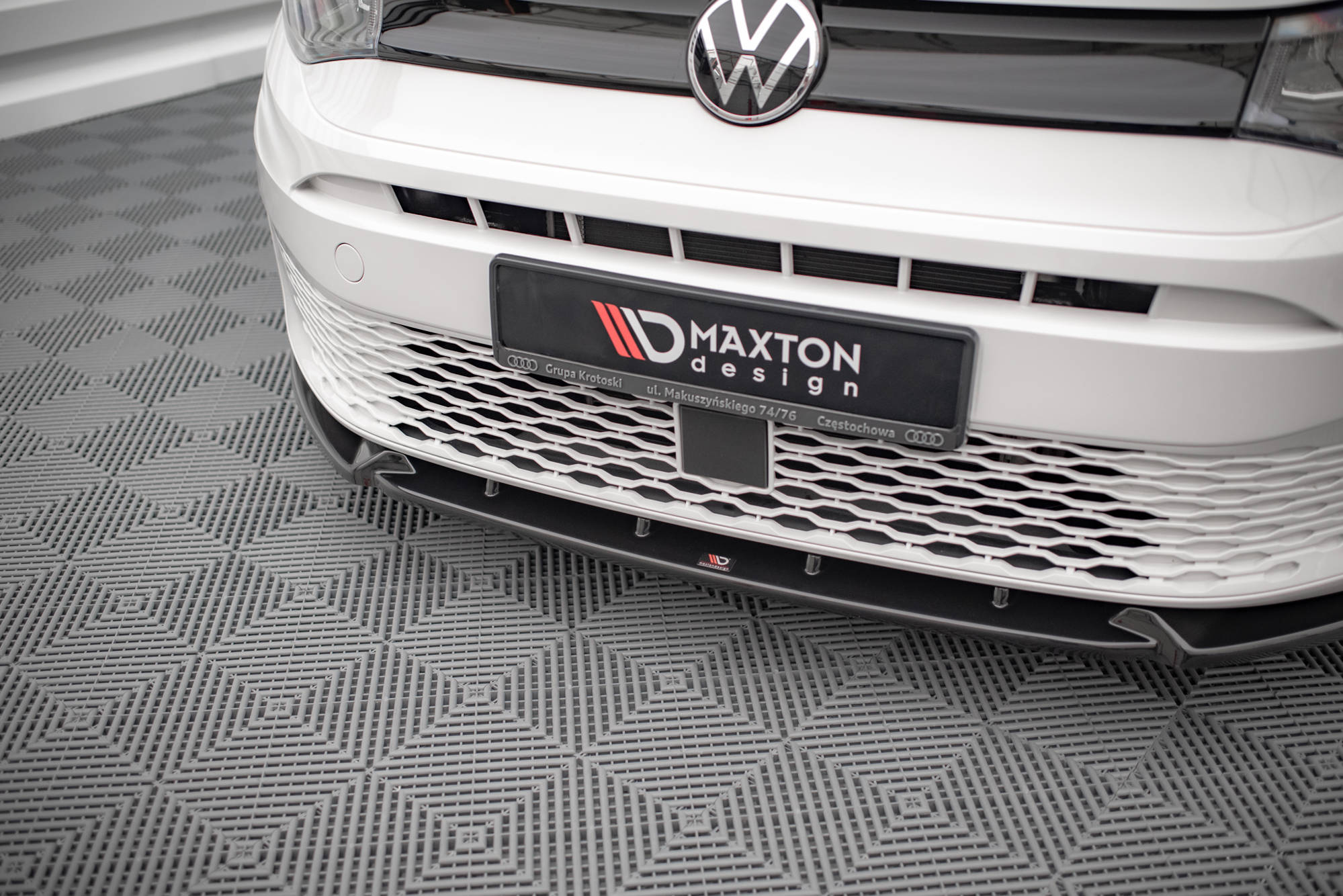 Front splitter v.2 volkswagen caddy mk5