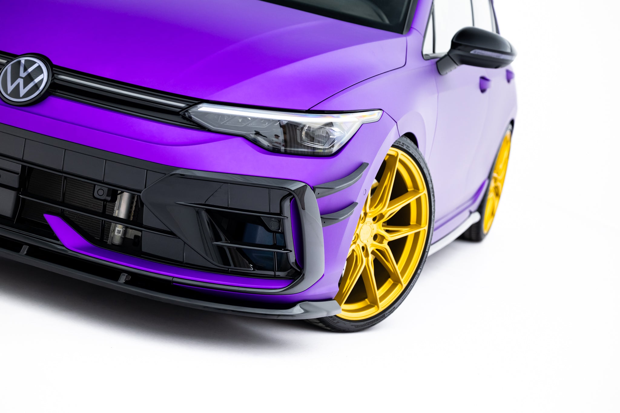 Etuspoileri v.2 Volkswagen Golf R mk8 facelift