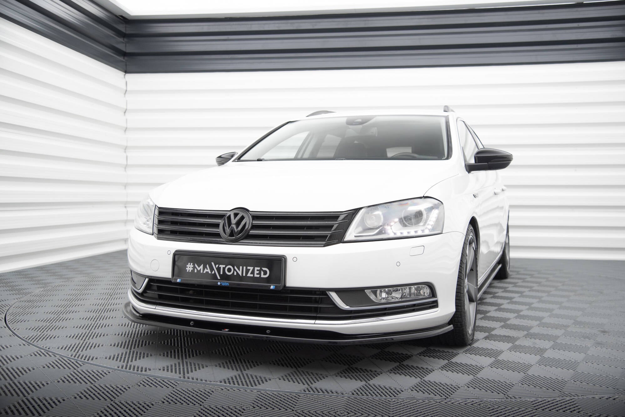 Front Splits v.2 Volkswagen Passat B7
