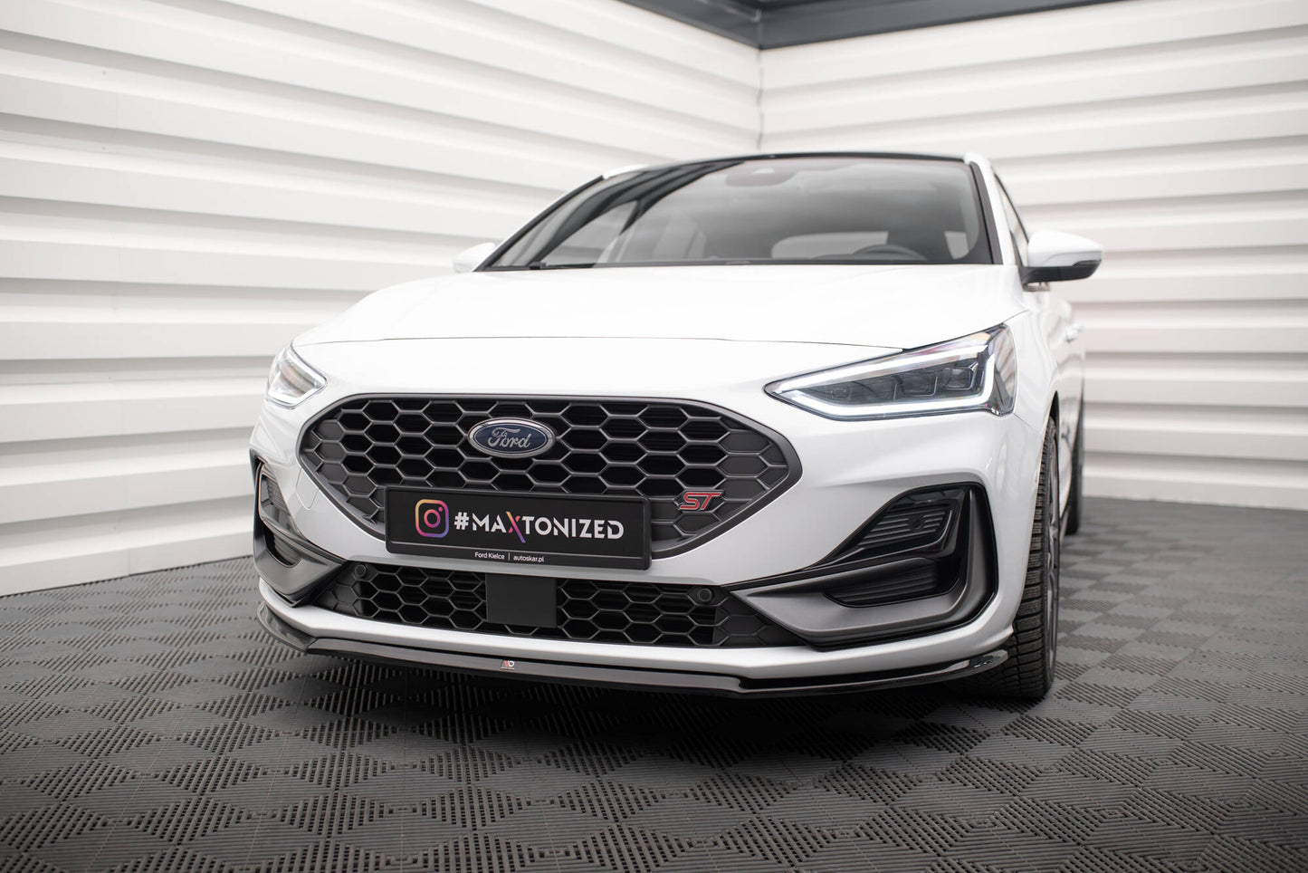 Front Splits v.3 Ford Focus St / ST-Line MK4 Facelift