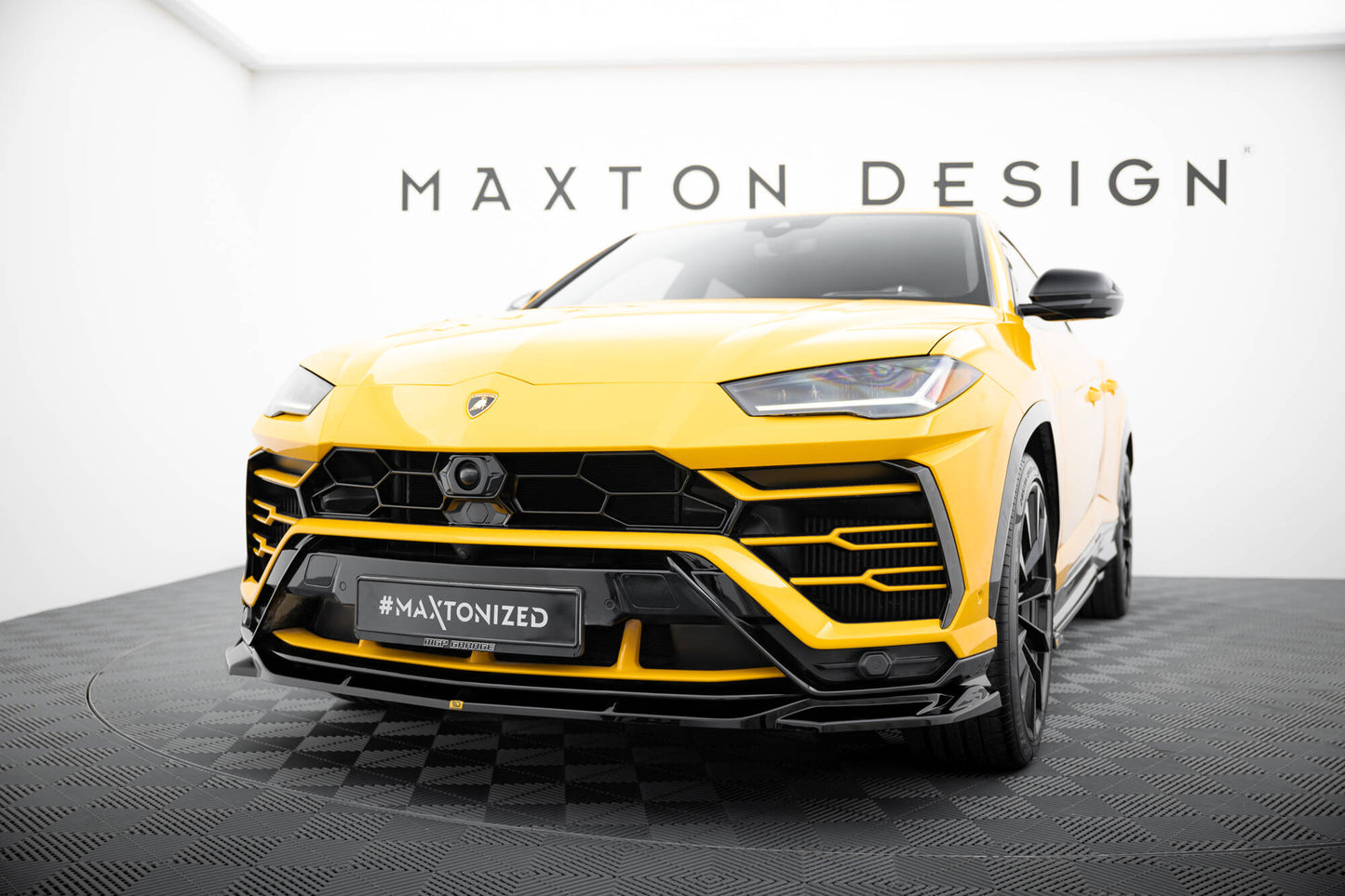 Front Splits v.3 Lamborghini Urus mk1