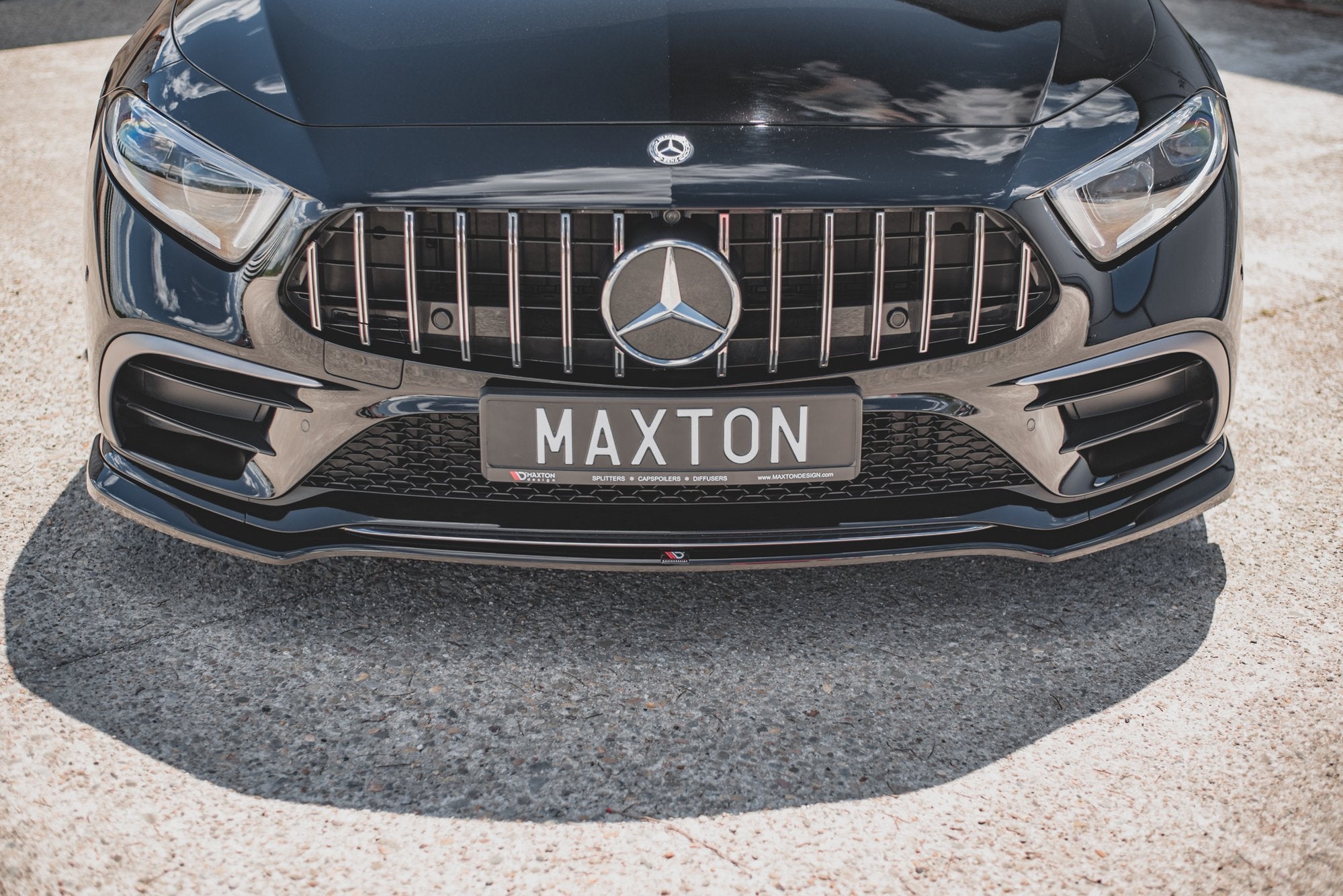 Front Splits V.3 Mercedes-Benz CLS AMG-Line / 53Amg C257