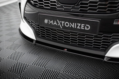 Front Splits v.3 Toyota Yaris mk4