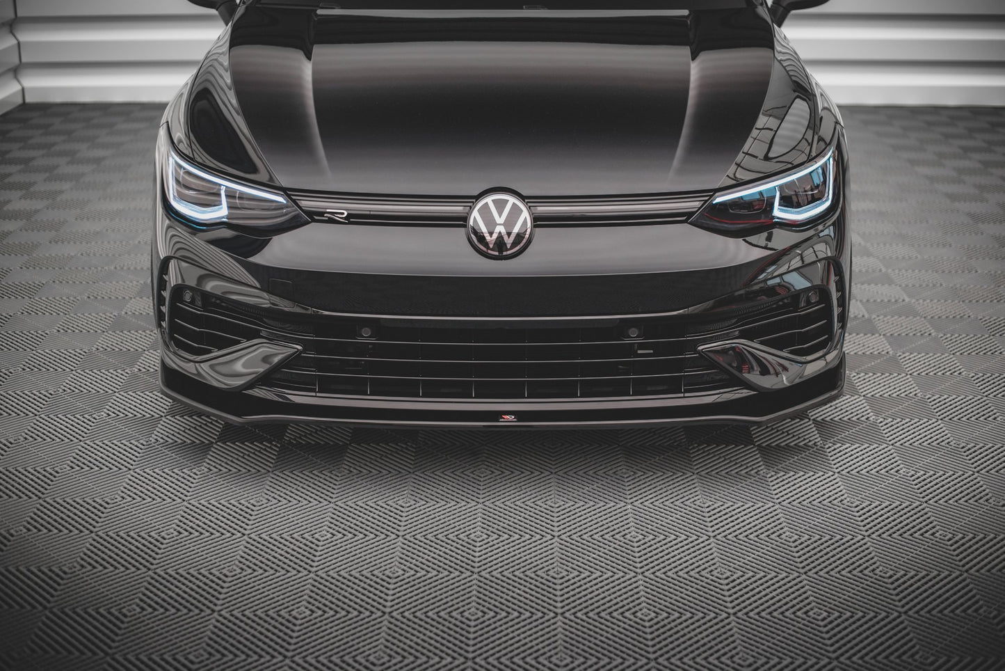 Front splitter v.3 volkswagen golf r mk8