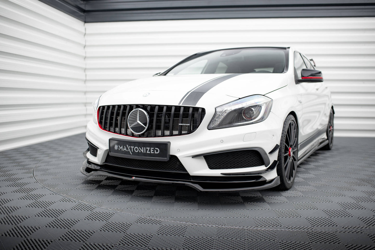 Front splitter v.4 mercedes-benz a45 amg w176