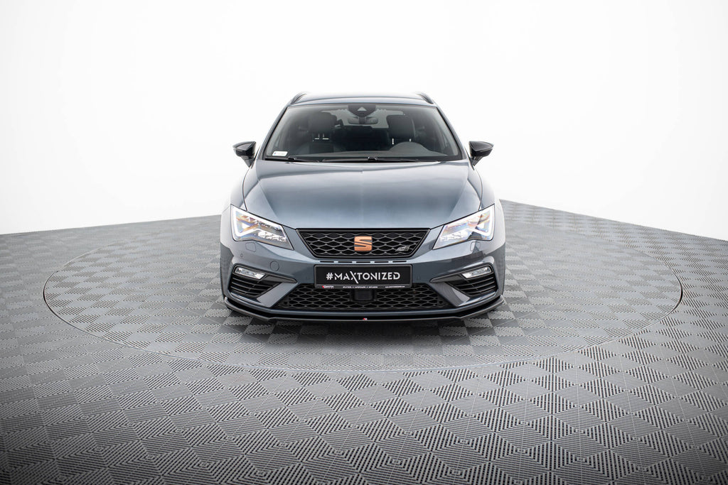Etuosa jakautuu V.4 istuin Leon cupra / fr mk3 fl