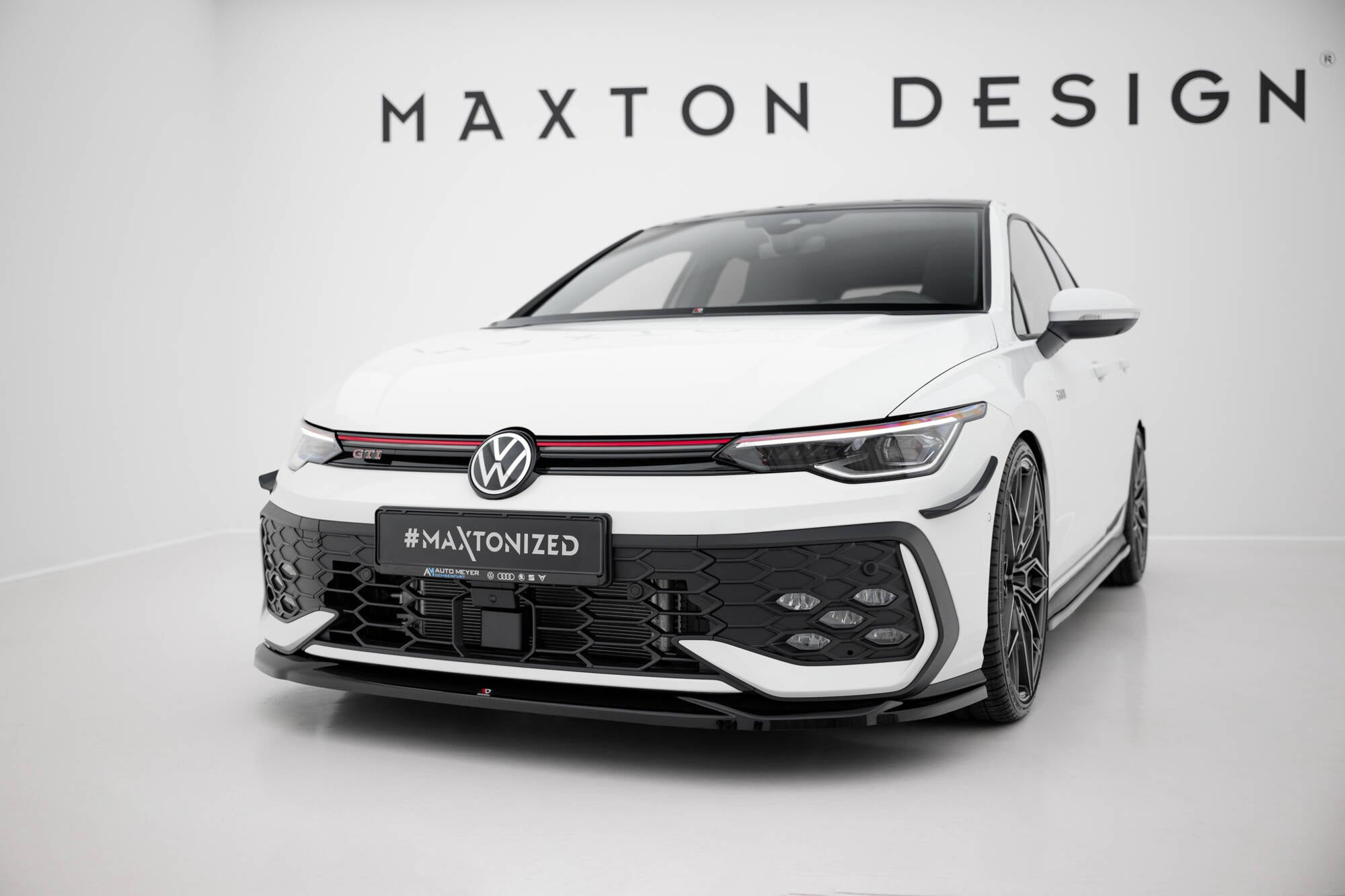 Front Splits V.4 Volkswagen Golf GTI / GTE / R-Line MK8 Facelift
