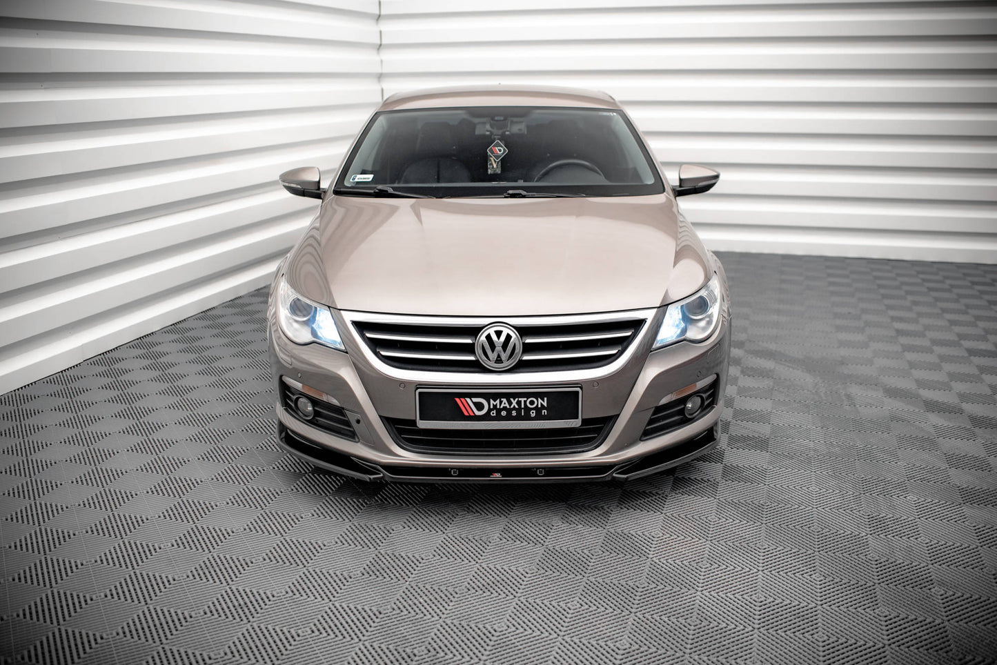 Front splitter v.4 volkswagen passat cc