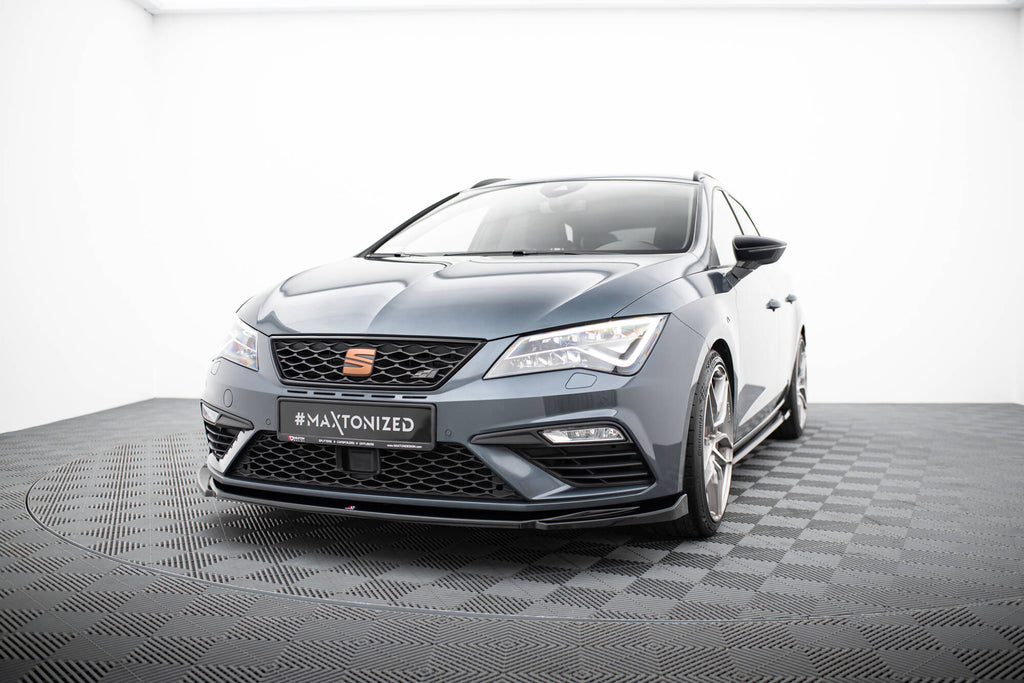 Etuosa jakautuu v.5 istuin Leon Cupra / Fr Mk3 Fl