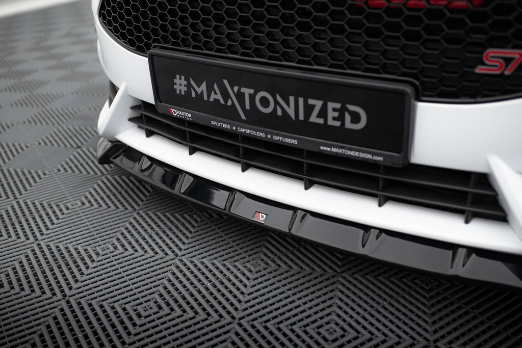 Front splitter v.6 + flaps ford fiesta st mk7 facelift