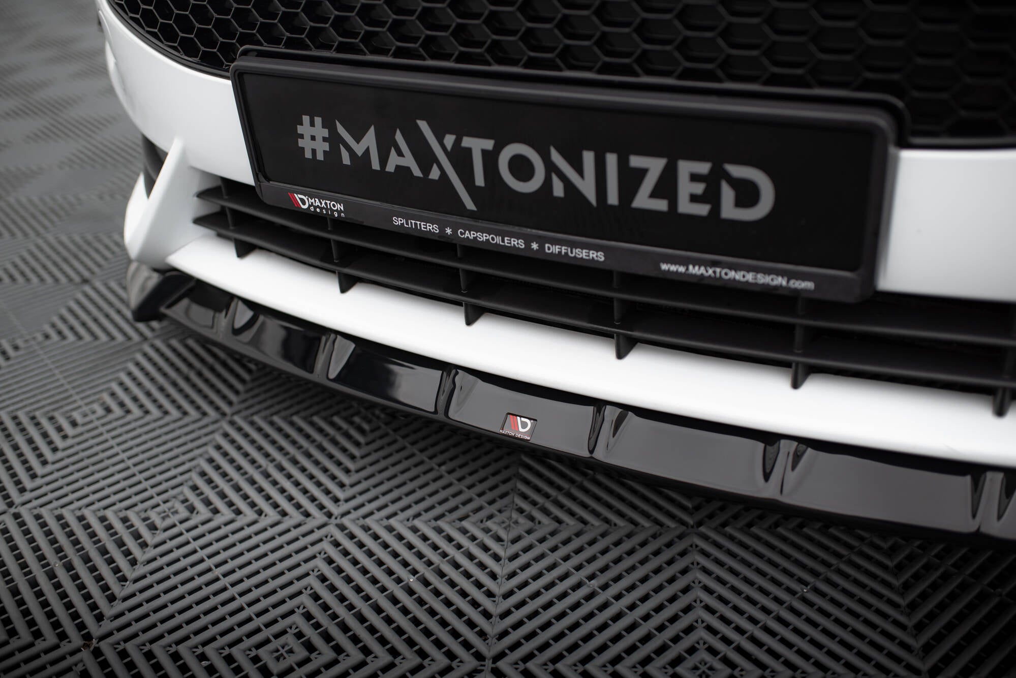 Front splitter v.6 ford fiesta st mk7 facelift