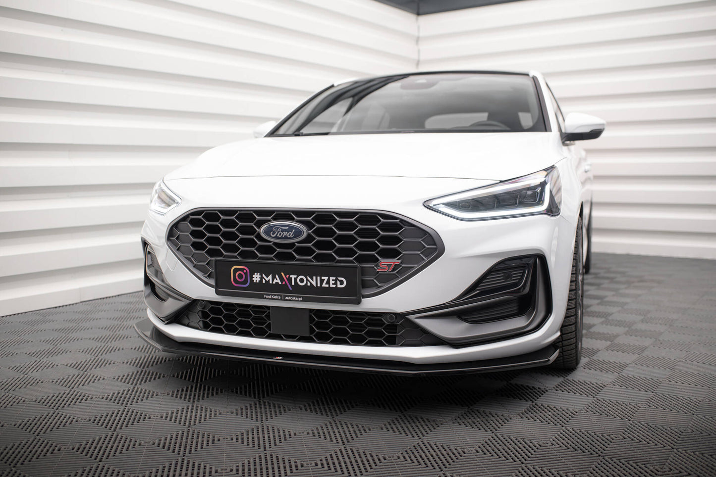 Front splitter v.6 ford focus st / st-line mk4 facelift