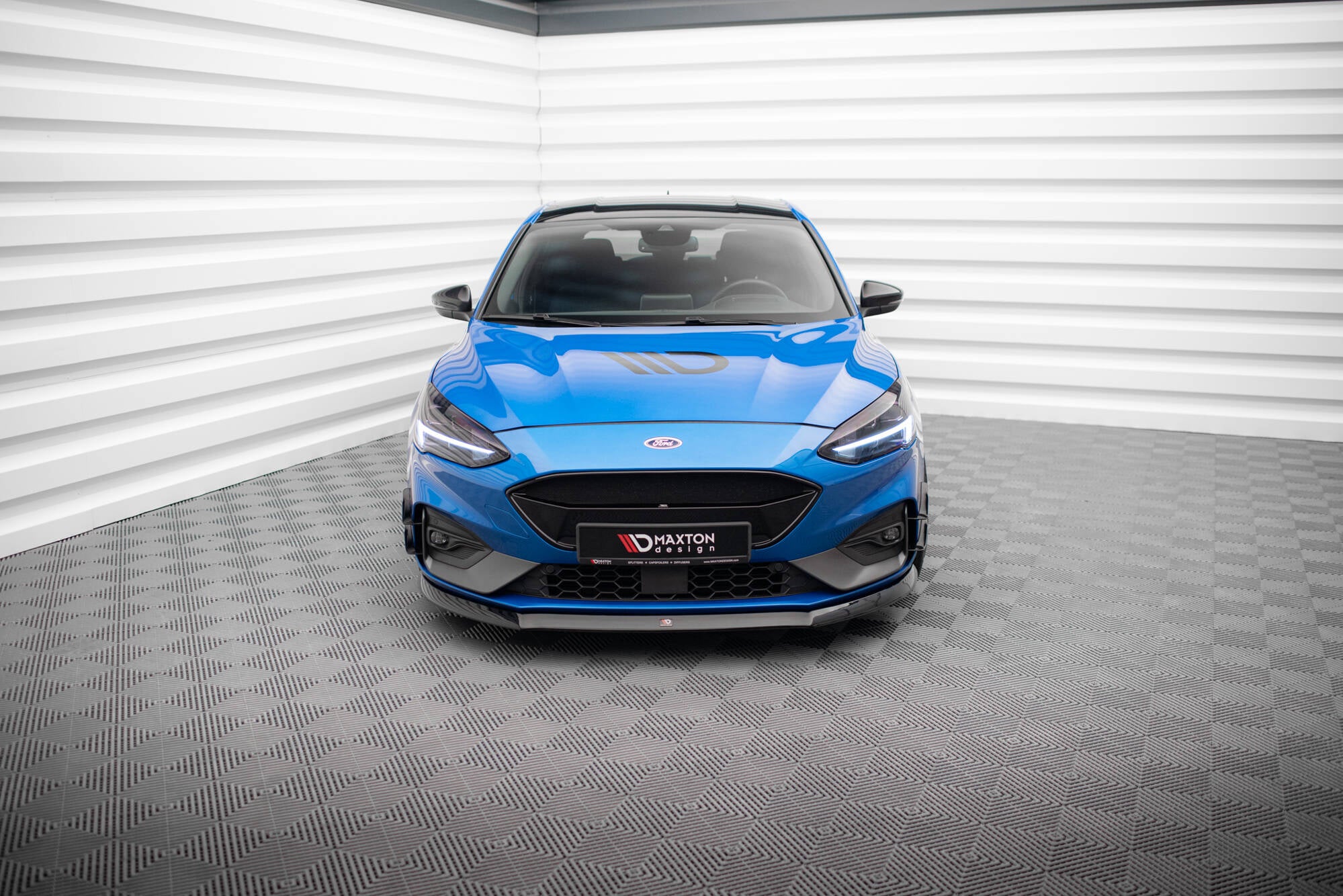 Front splitter v.8 ford focus st / st-line mk4