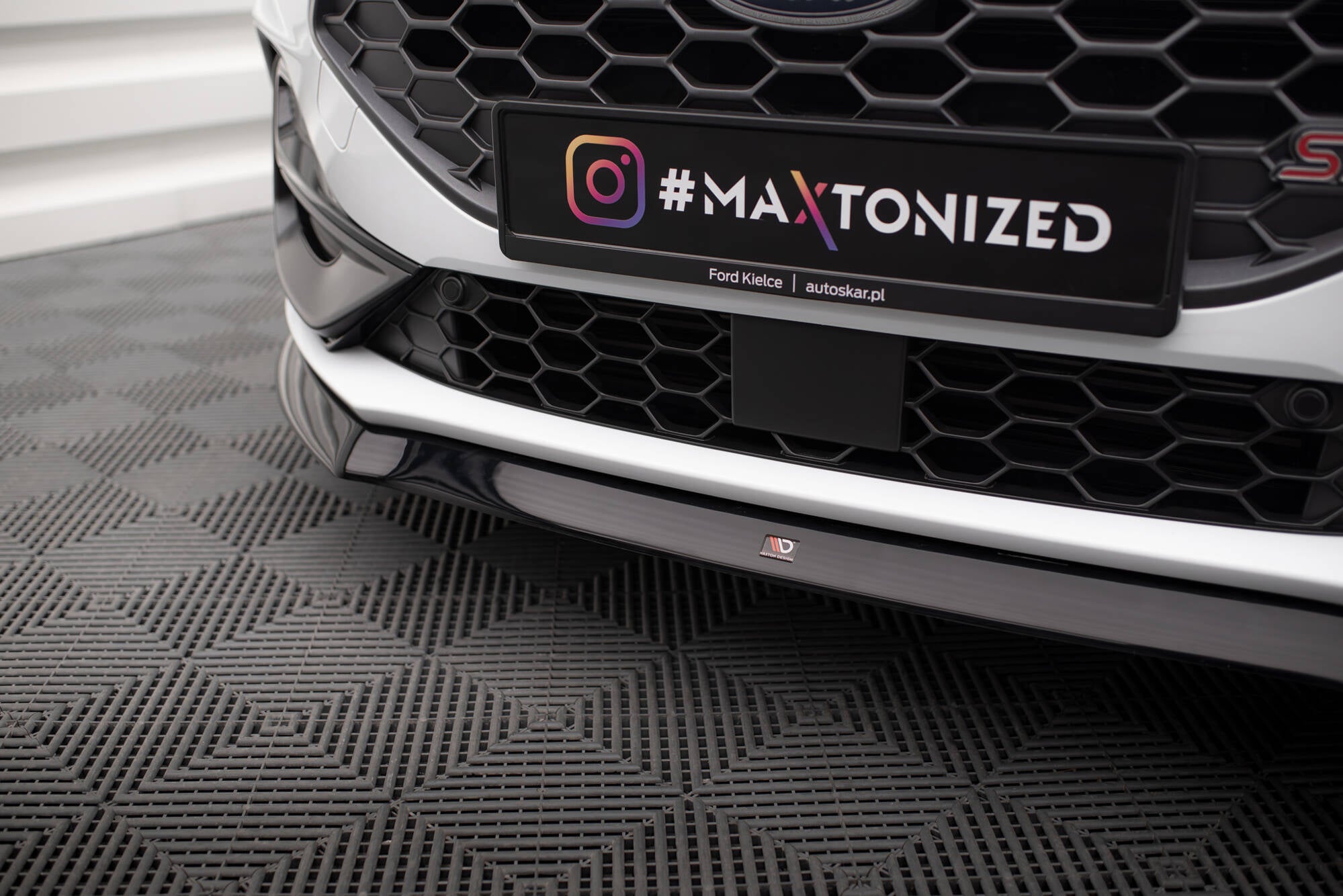 Front splitter v.8 ford focus st / st-line mk4 facelift