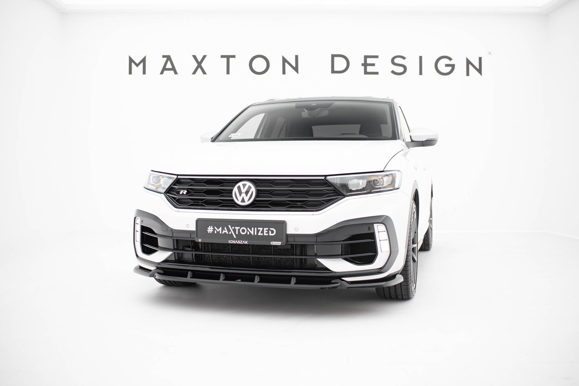 Front splits Volkswagen T-Roc R MK1