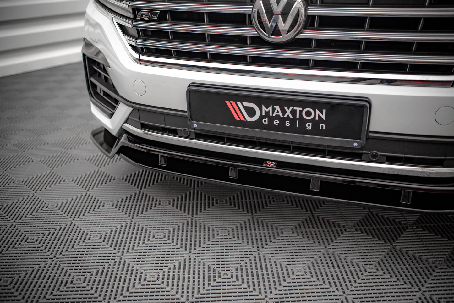 Front splitter volkswagen touareg r-line mk3