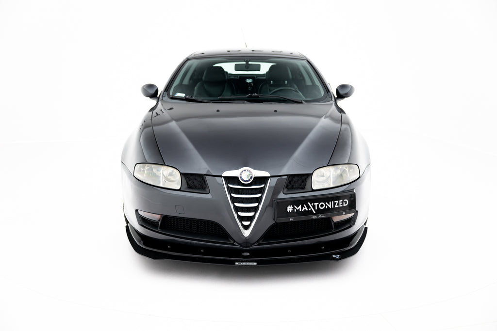 Hybridi etuosa halkaisee Alpha Romeo GT