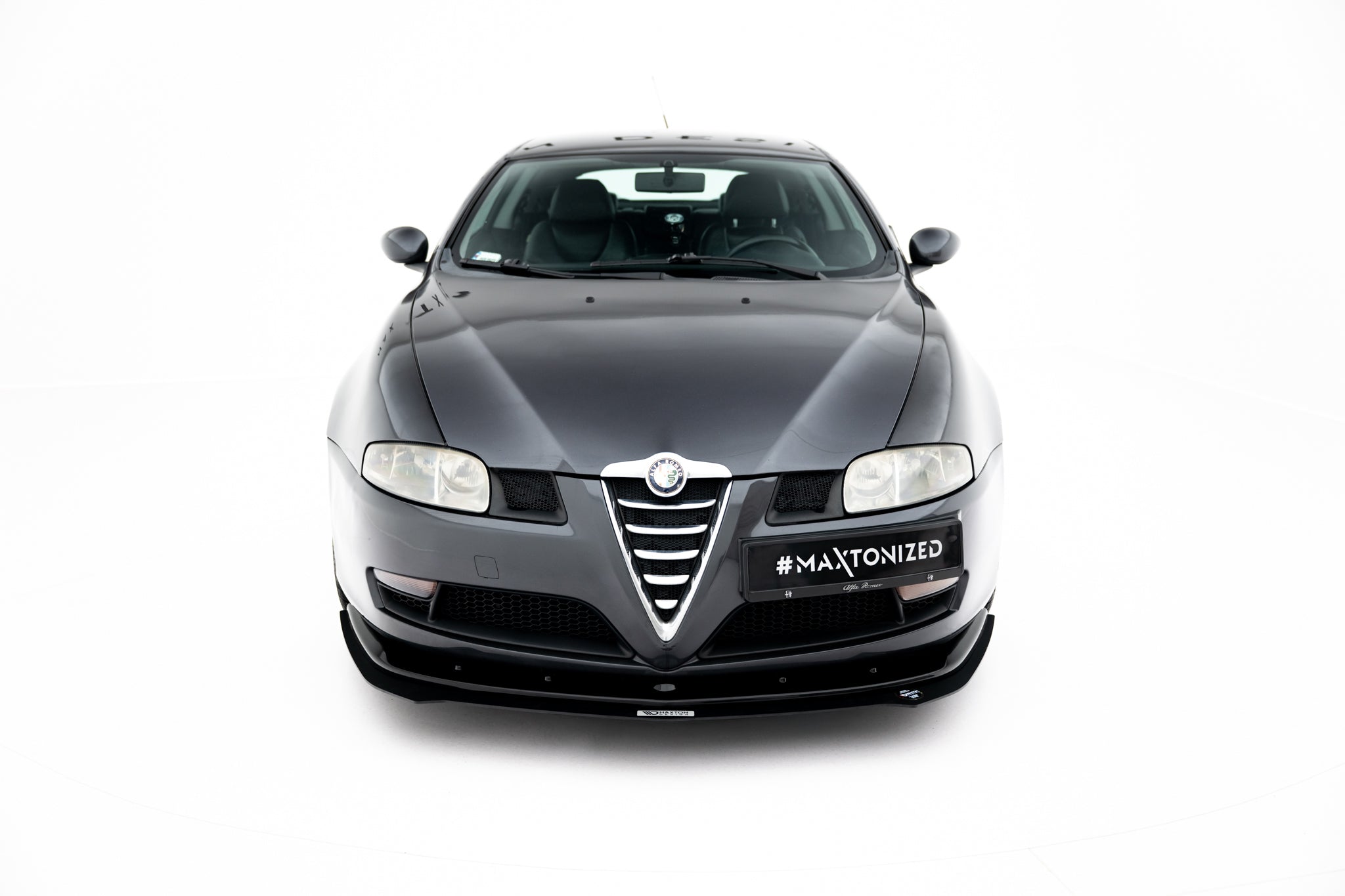 Hybridi etuosa halkaisee Alpha Romeo GT