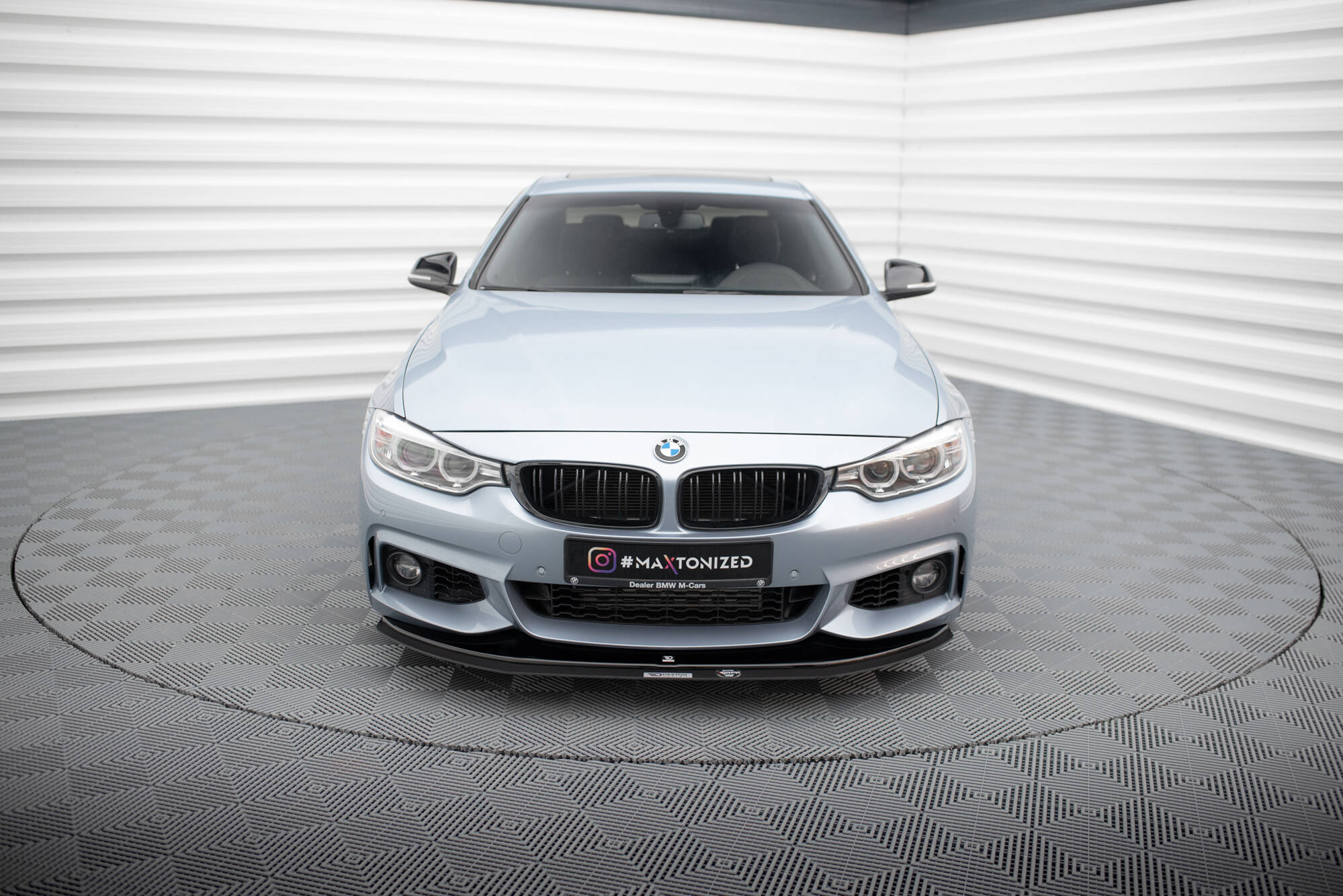 Hybrid front splitter for bmw 4 coupe / gran coupe / cabrio m-pack f32 / f36 / f33