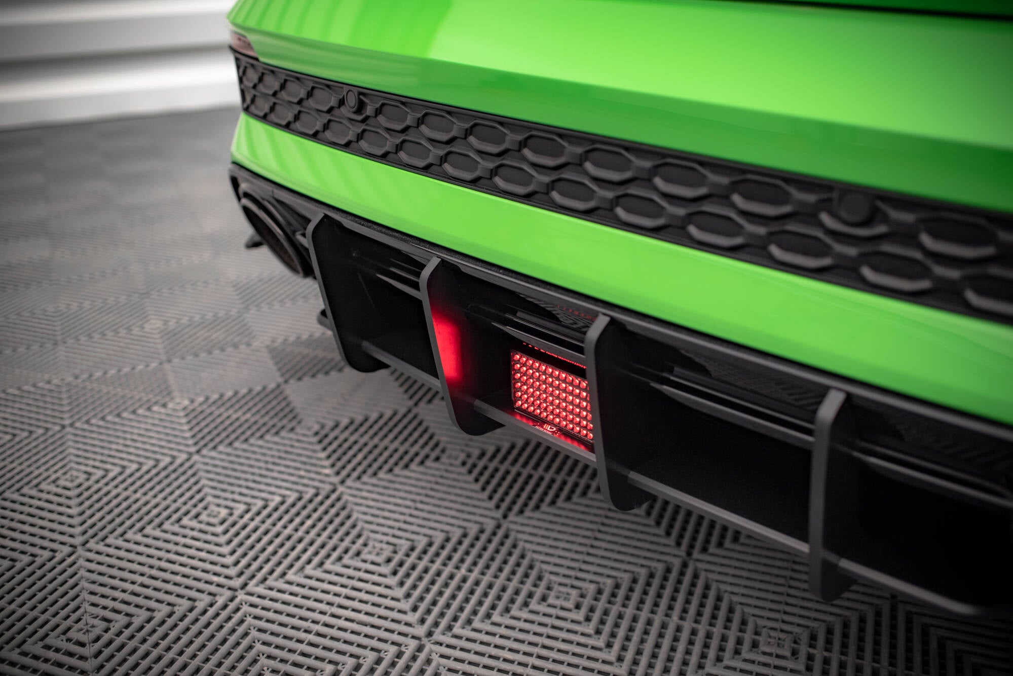 Led stop light audi rs3 sedan 8y