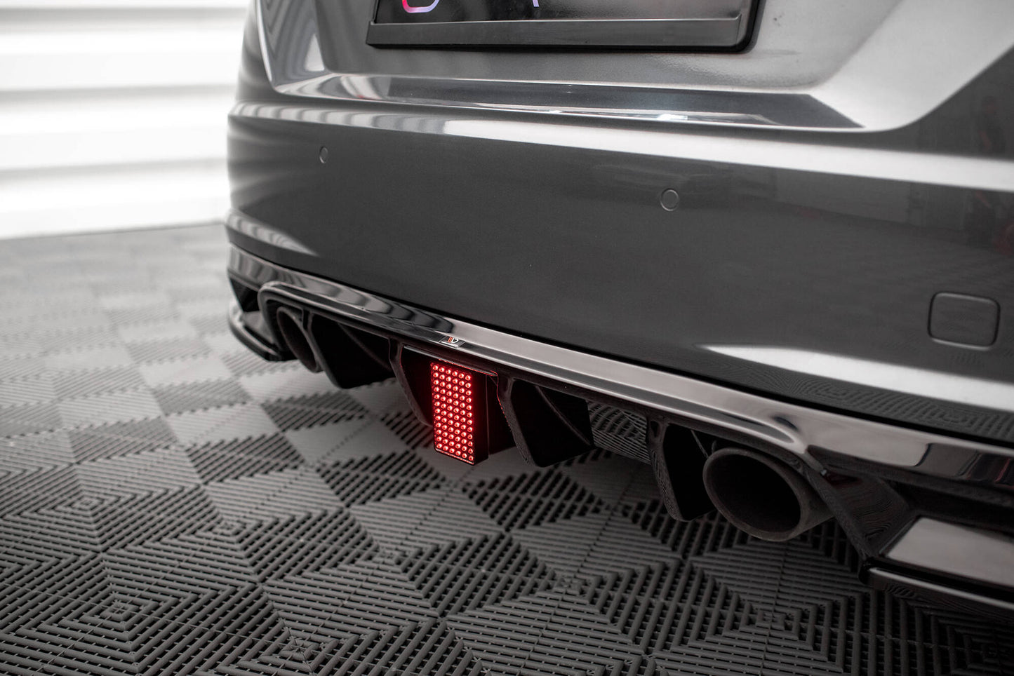 Led stop light audi tt s-line 8s