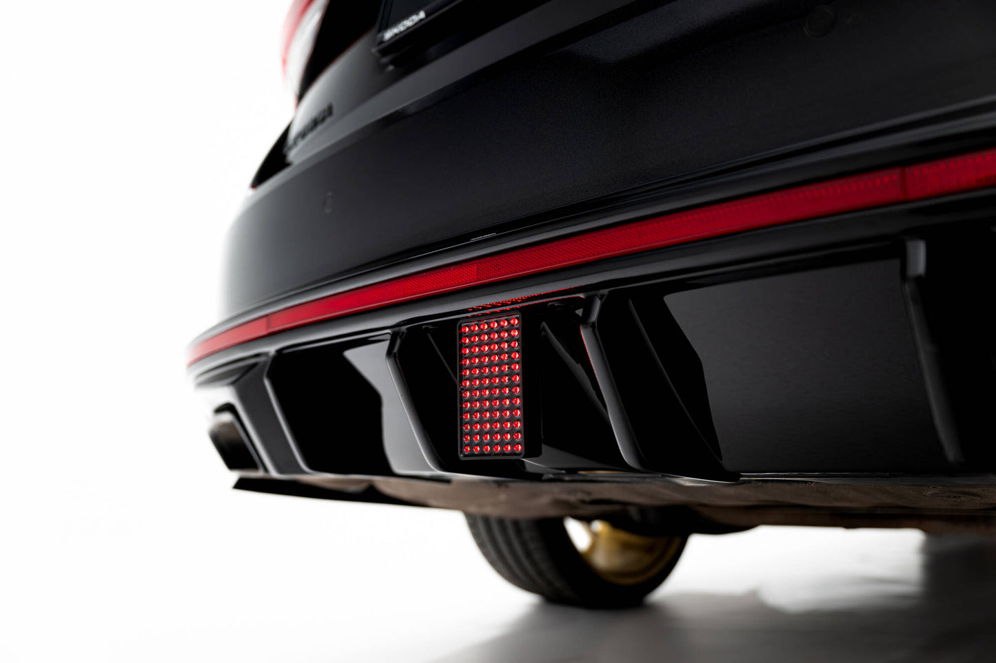 Led stop light skoda octavia rs liftback / combi mk4 facelift