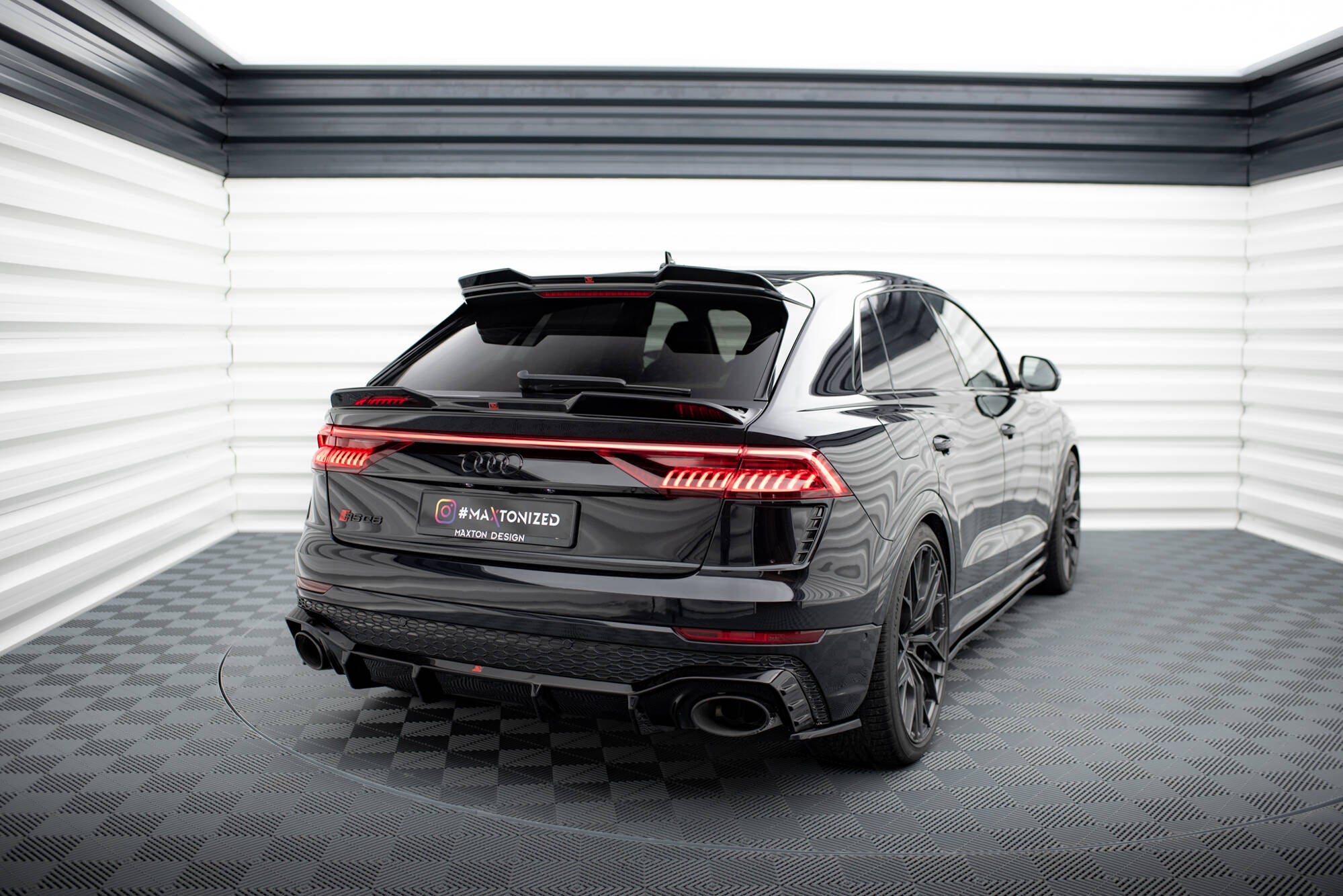 Lower spoiler cap 3d audi q8 / rsq8 / sq8 / q8 s-line mk1
