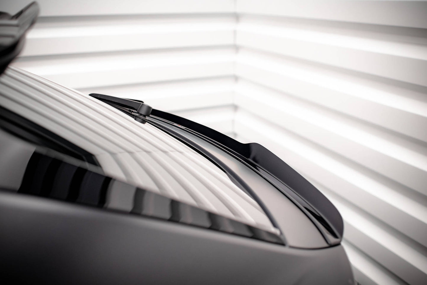 Lower spoiler cap audi rsq8 mk1