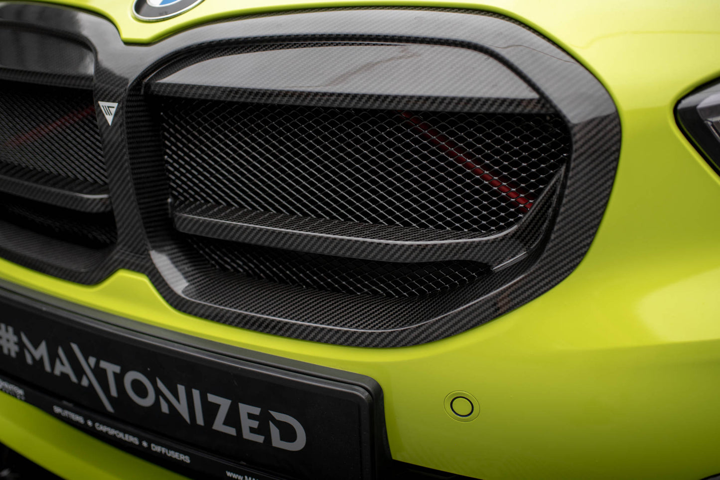 Prepreg carbon fiber front grill bmw 1 f40 m-pack/ m135i