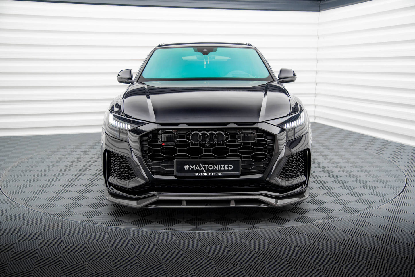 Prepreg carbon fiber front splitter audi rsq8 mk1