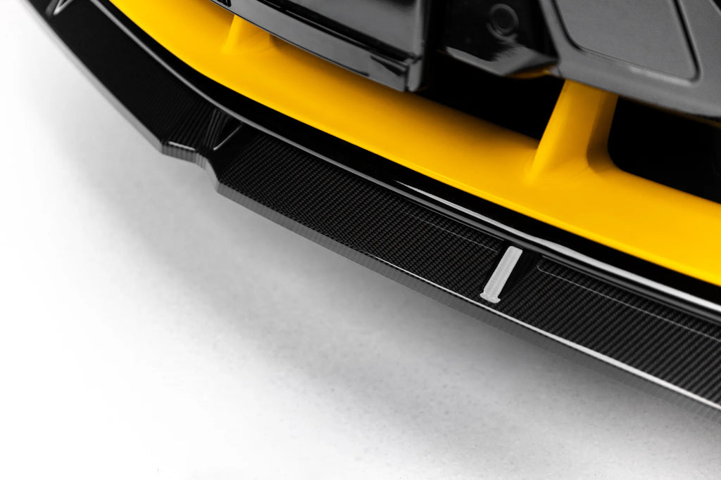 Prepreg carbon fiber front splitter suitable for lamborghini urus mk 1