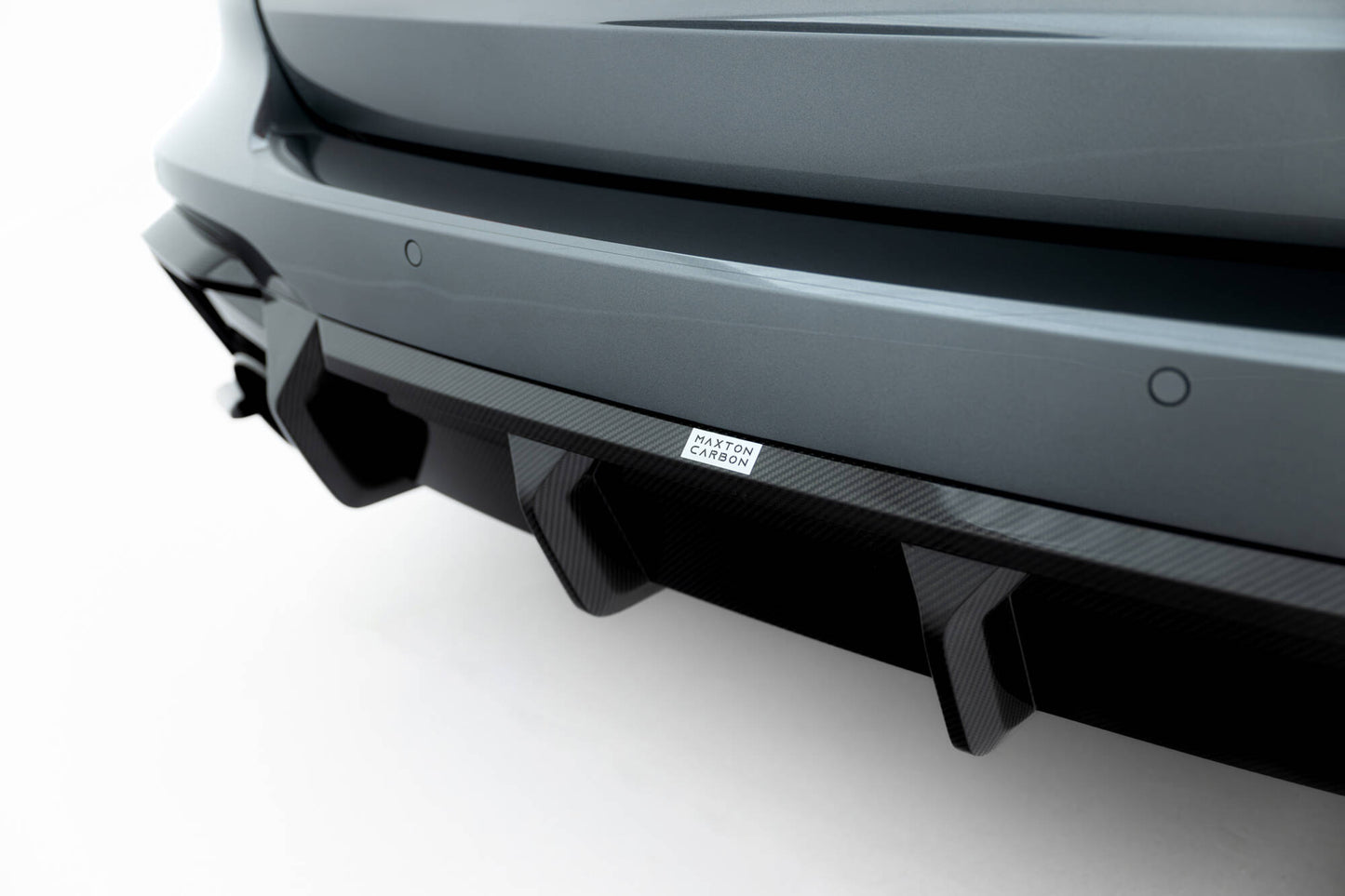 Prepreg carbon fiber rear diffuser audi rs6 c8 (version without towbar)