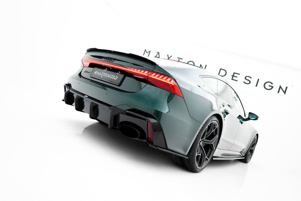 Prepreg -hiilikuitu takaosa Audi RS7 C8 C8 (versio ilman hinauspalkkia)