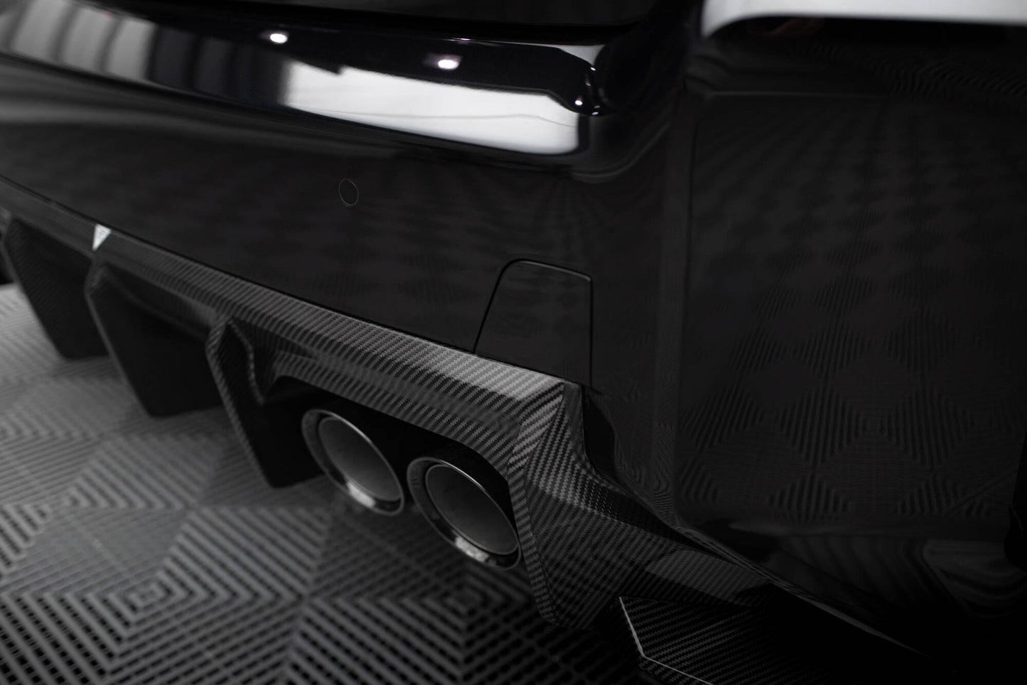 Prepreg carbon fiber rear diffuser bmw m2 g87