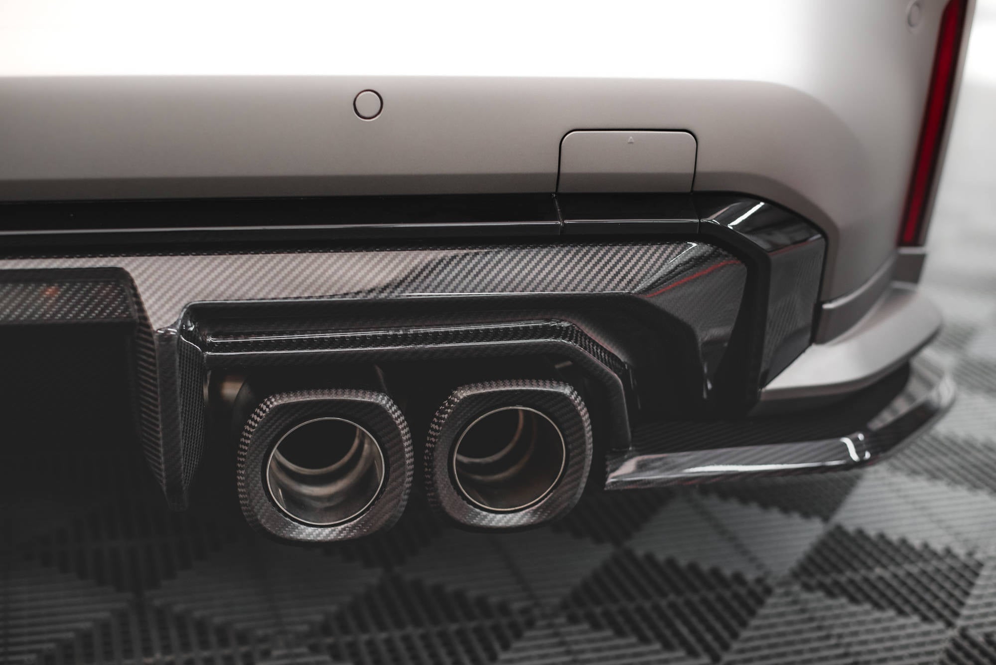 Prepreg carbon fiber rear diffuser bmw m4 g82
