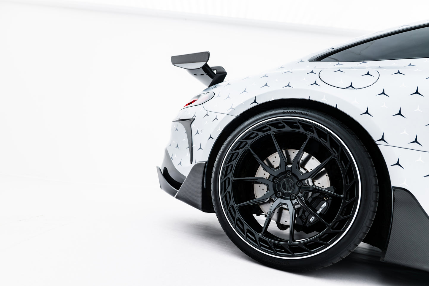 Prepreg carbon fiber rear diffuser mercedes-amg gt 63 / 55 / 63 s e performance c192