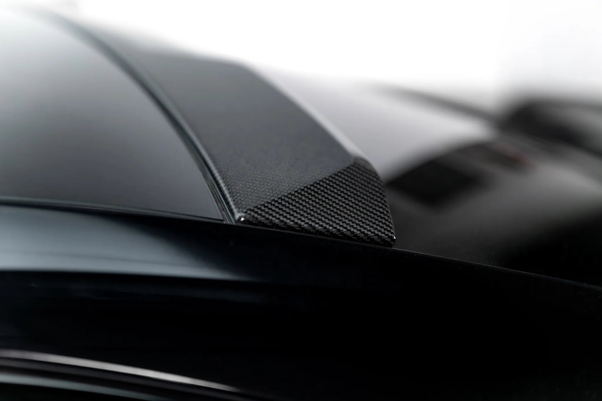 Prepreg carbon fiber rear window spoiler (upper) bmw 7 m-pack / m760e / i7 m-pack g70