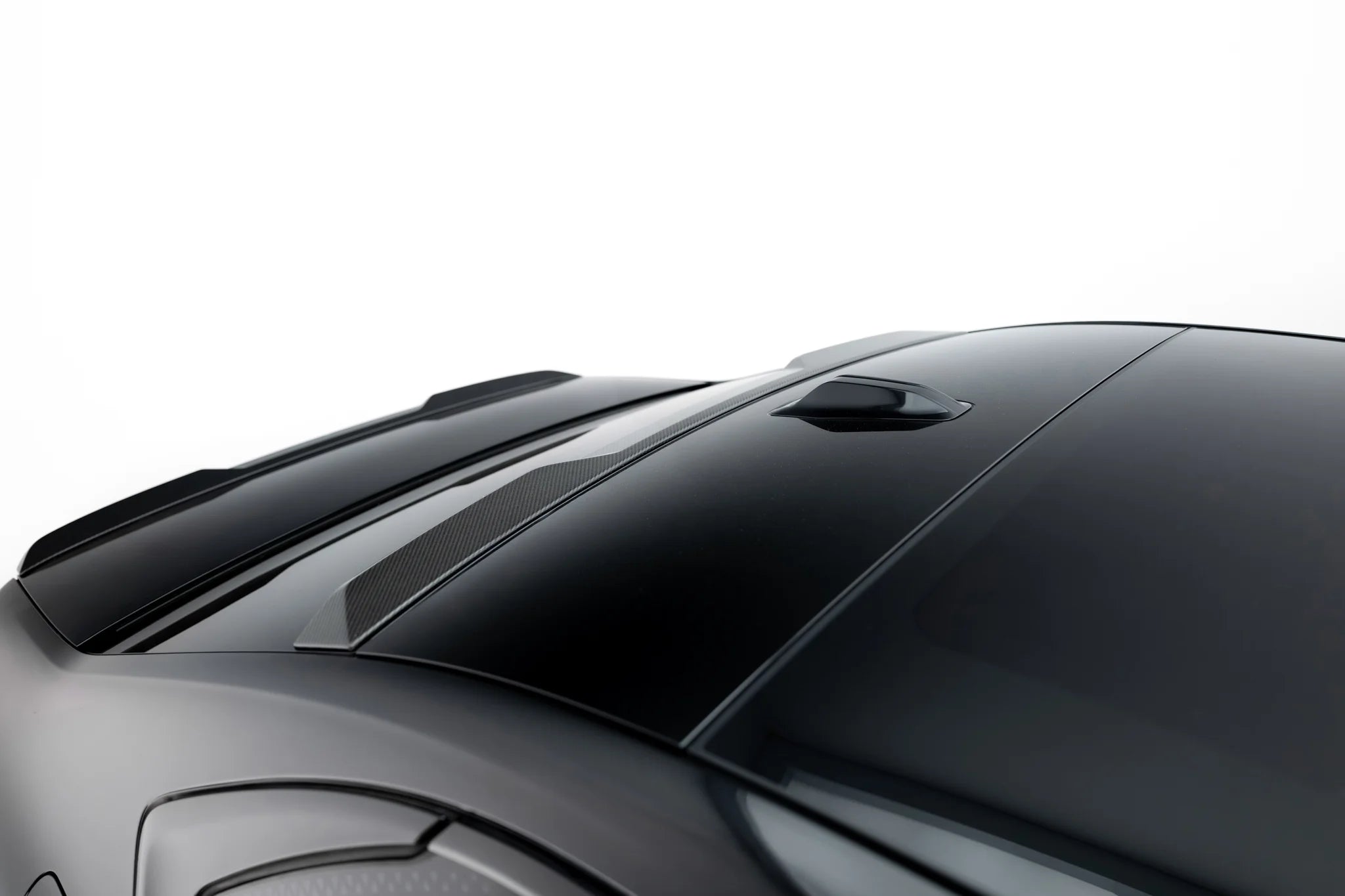 Prepreg carbon fiber rear window spoiler (upper) bmw 7 m-pack / m760e / i7 m-pack g70