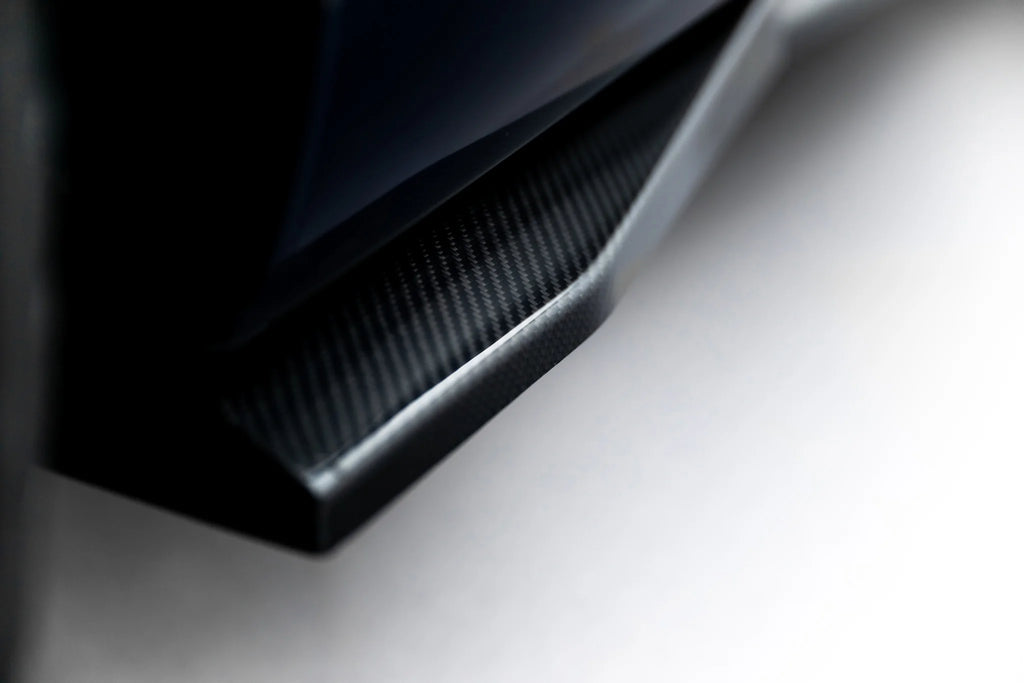 Prepreg sideskjørt i karbonfiber audi rsq8 mk1 ansiktsløftning