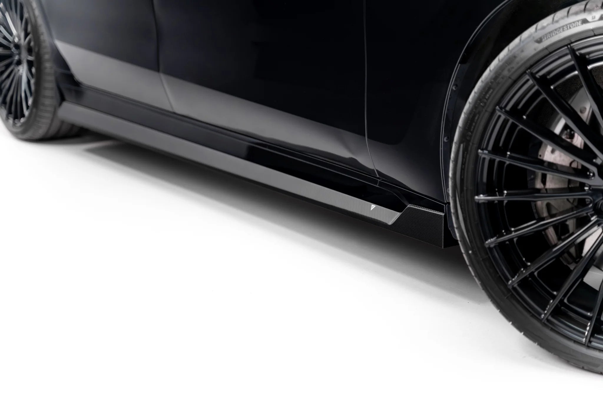 Prepreg carbon fiber side skirts bmw 7 m-pack / m760e / i7 m-pack g70