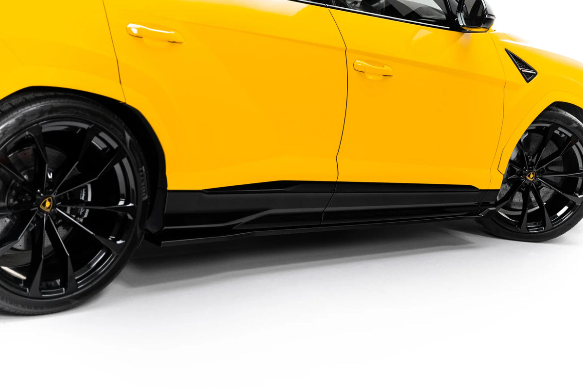 Prepreg carbon fiber side skirts suitable for lamborghini urus mk 1
