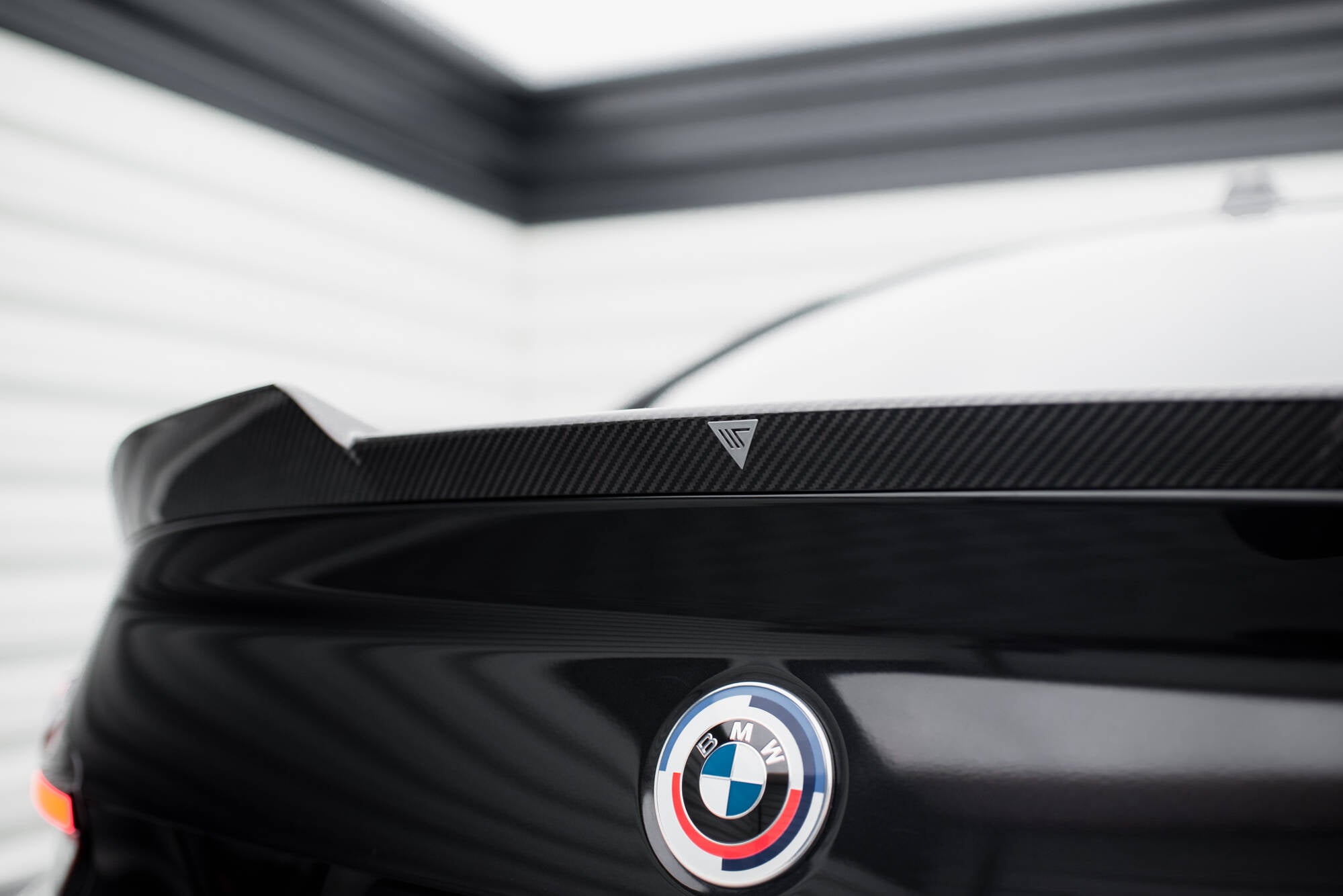 Prepreg carbon fiber tailgate spoiler bmw m2 g87 / m240i / 2 m-pack / 2 standard g42