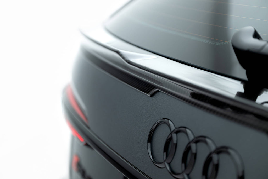 Prepreg carbon fiber tailgate spoiler (lower) audi rs6 c8