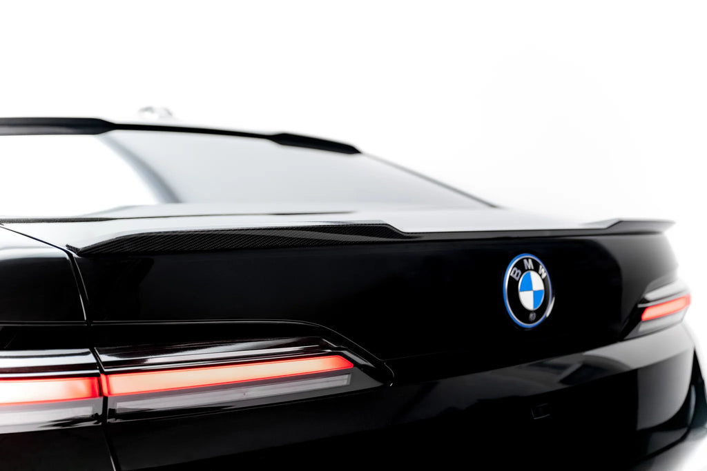 Prepreg carbon fiber tailgate spoiler (lower) bmw 7 m-pack / m760e / i7 m-pack g70