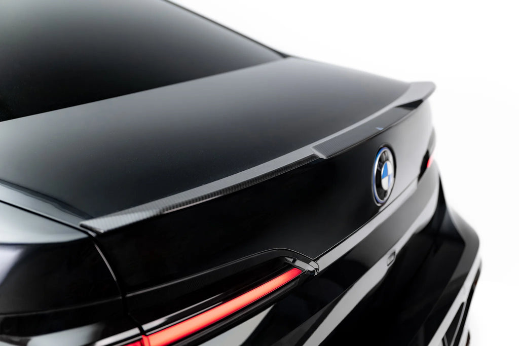 Prepreg carbon fiber tailgate spoiler (lower) bmw 7 m-pack / m760e / i7 m-pack g70