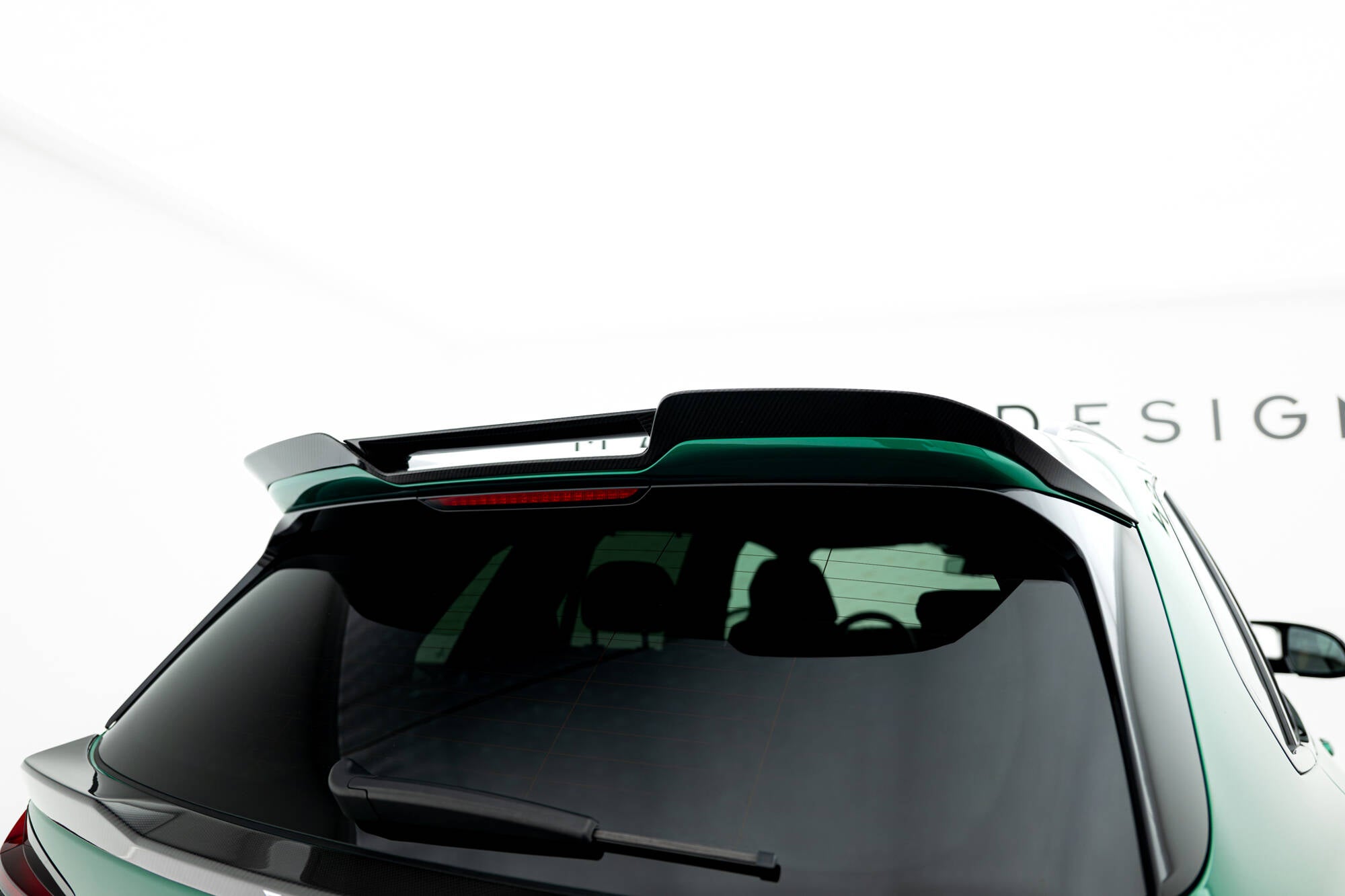 Prepreg carbon fiber tailgate spoiler (upper) bmw x5 m f95 facelift