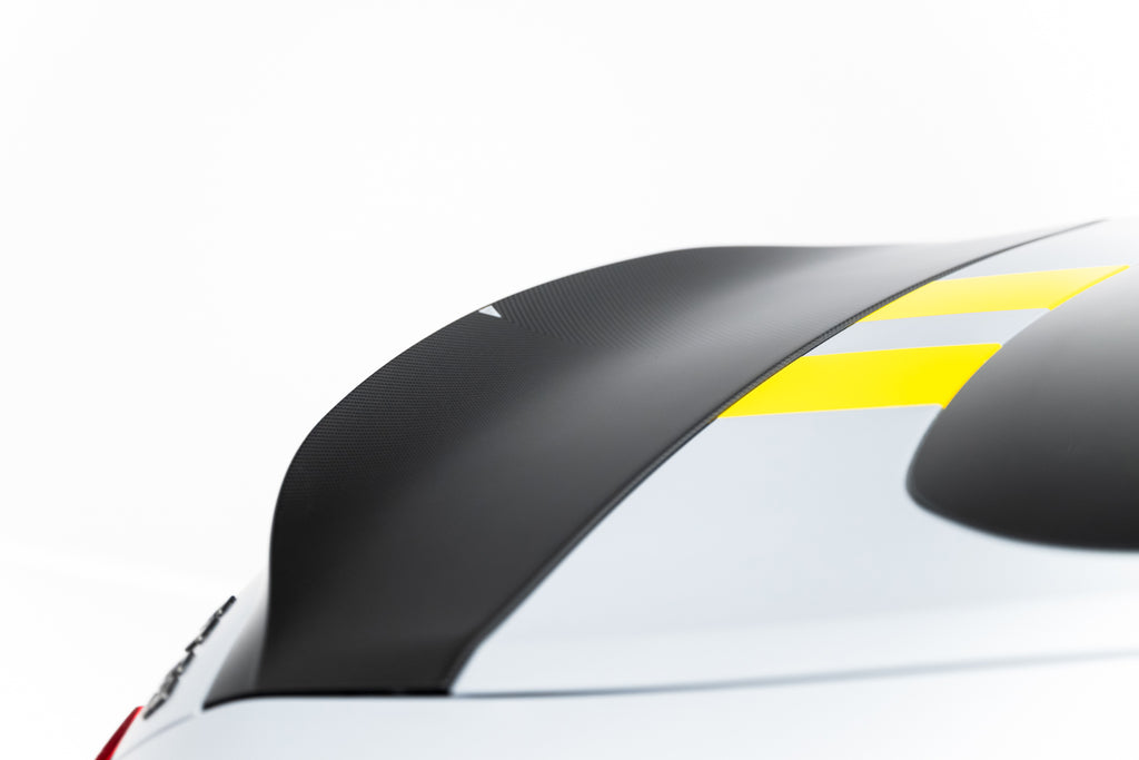 Prepreg carbon spoiler v.2 suitable for mercedes-amg gt 43 / 55 / 63 / 63 s e performance c192